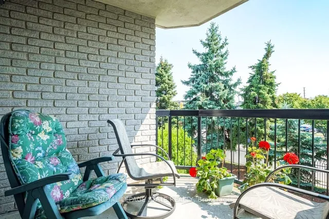 Additional image 12 of 990 Golf Links Rd Unit 208