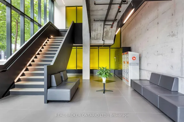 Additional image 19 of 47 Lower River St Unit 539