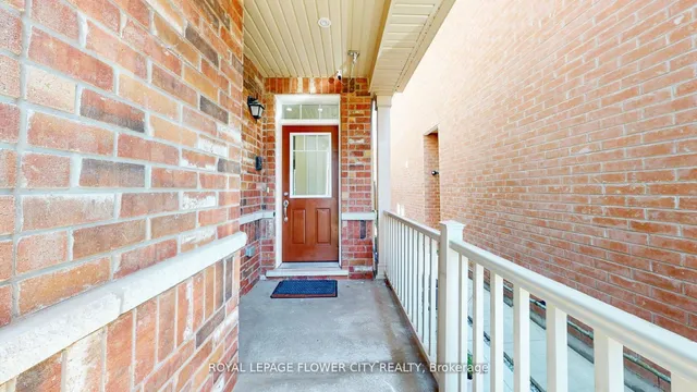 Additional image 3 of 3 Fenchurch Dr