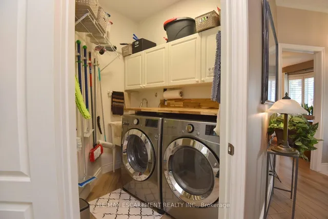 Additional image 20 of 241 SILVERBIRCH Blvd