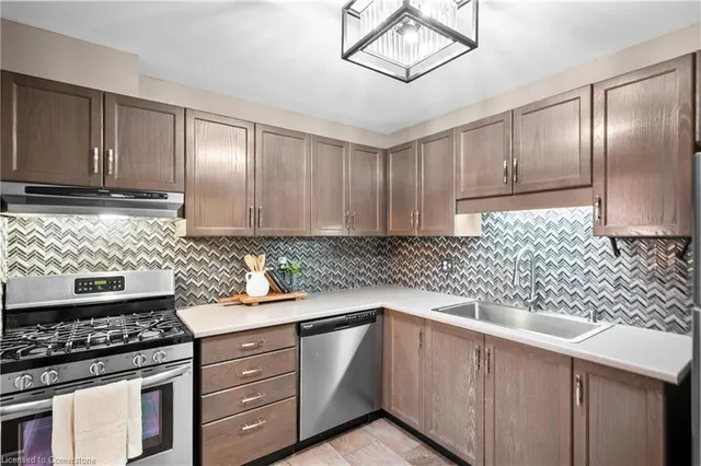 Additional image 6 of 610 Barton St