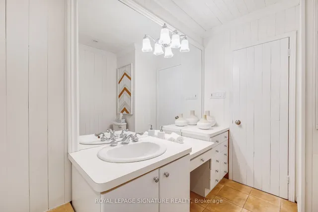 Additional image 22 of 24 Ealing Dr