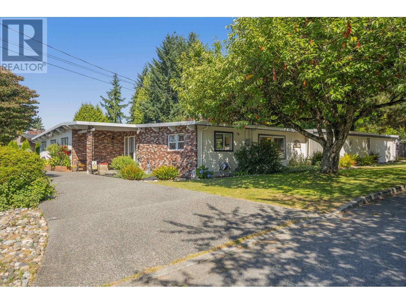 529 APPIAN WAY|Coquitlam, British Columbia V3J2A6