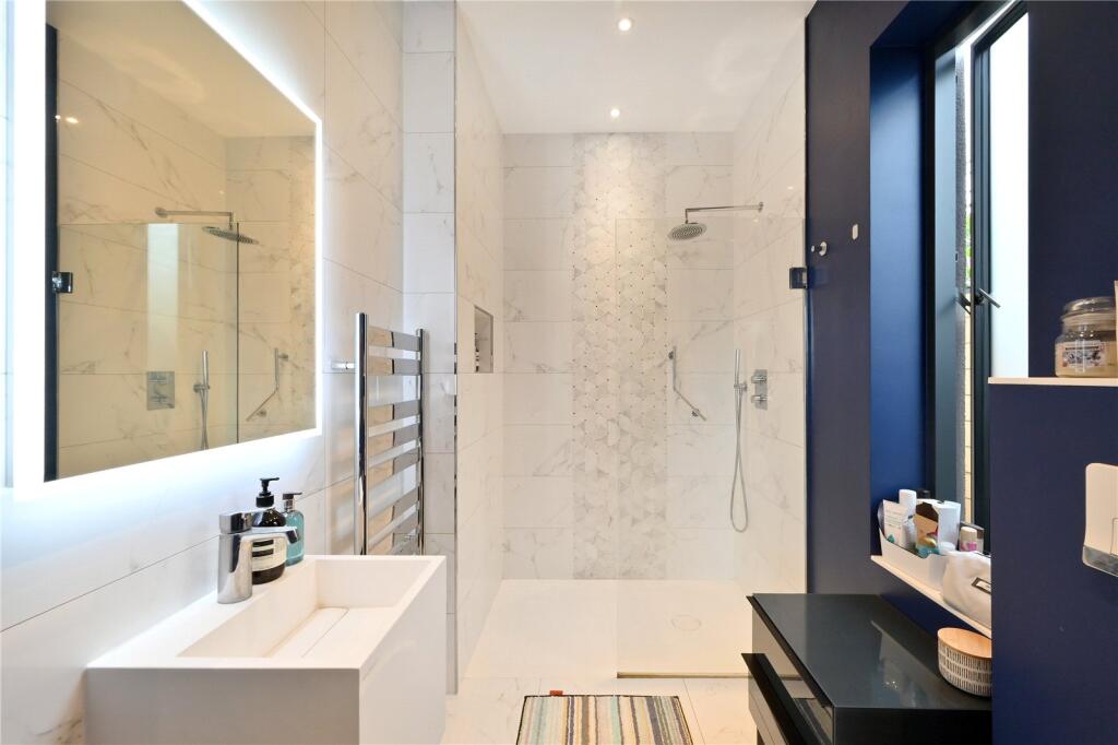 Additional image 12 of West Riding, Bricket Wood, St Albans, AL2