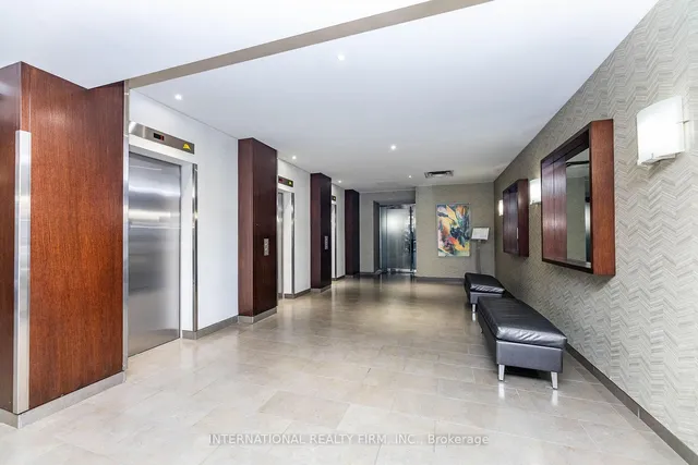 Additional image 7 of 705 King St Unit 215