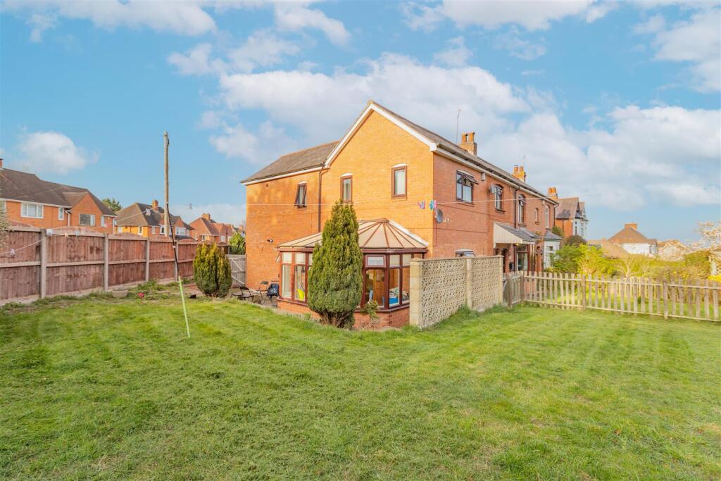 Holywell Lane, Rednal, Birmingham, West Midlands, B45