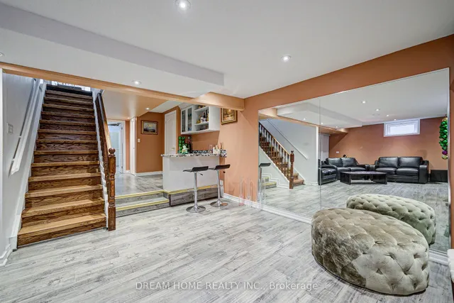 Additional image 36 of 811 Huntingwood Dr