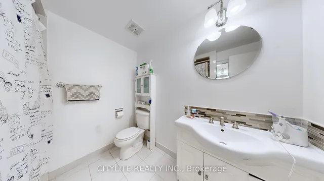 Additional image 30 of 46 Ashton Cres Unit 46