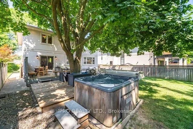 Additional image 31 of 262 Martin Grove Rd