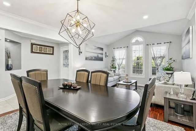 Additional image 7 of 4 Mendoza Dr