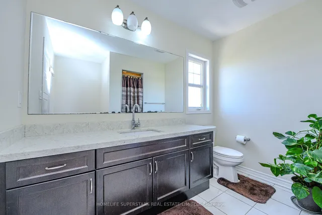 Additional image 28 of 1395 Chretien St