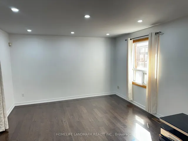 Additional image 4 of 49 Roxanne Cres