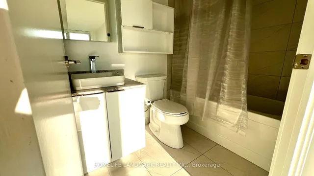 Additional image 15 of 501 Yonge St Unit 2009