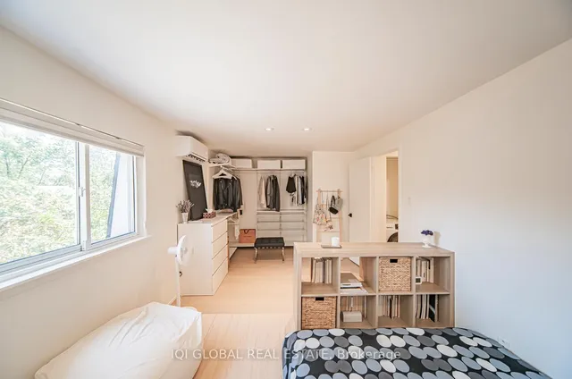 Additional image 31 of 1270 Gainsborough Dr Unit 72