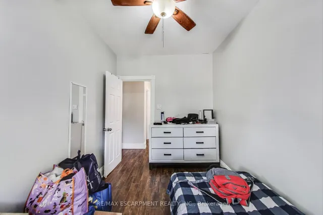 Additional image 13 of 8 Madison Ave