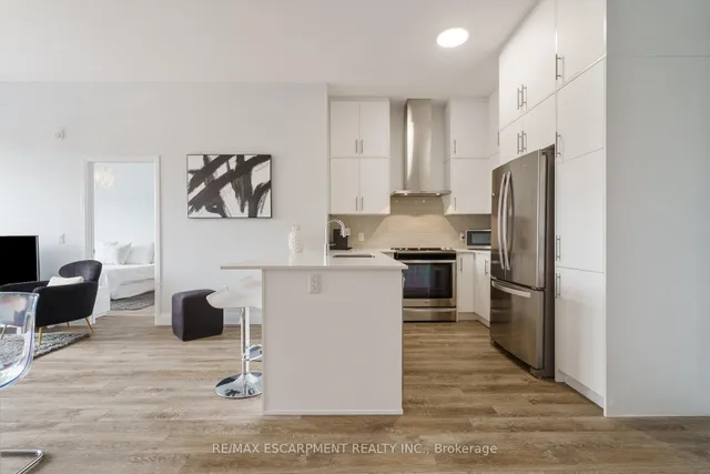 Additional image 8 of 1 Redfern Ave Unit 127