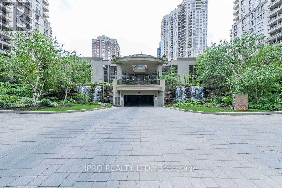 2924 - 3888 DUKE OF YORK BOULEVARD NE|Mississauga (City Centre), Ontario L5B4P5