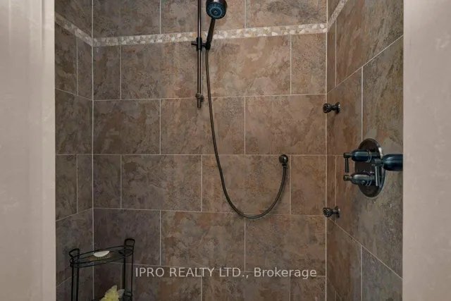 Additional image 25 of 46 Scott St