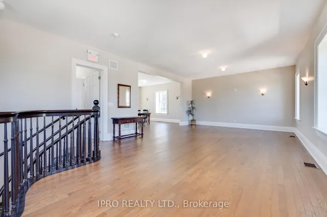 Additional image 37 of 33 Whitmer St Unit 112