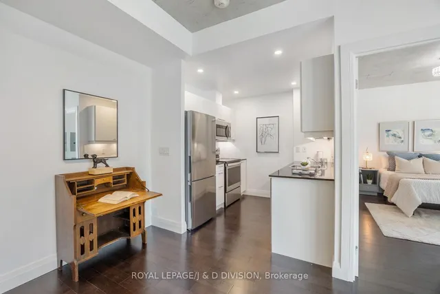 Additional image 15 of 218 King St Unit 407