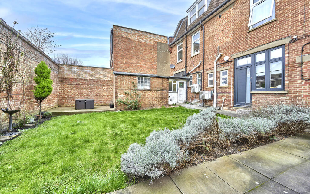 Additional image 9 of London Road, St. Albans, Hertfordshire, AL1