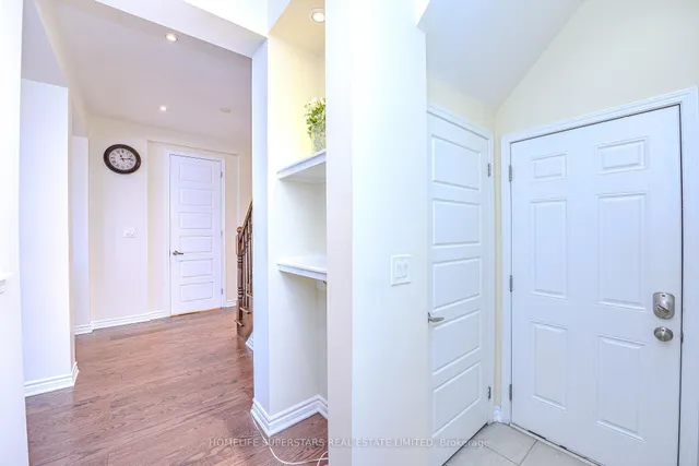 Additional image 13 of 1395 Chretien St