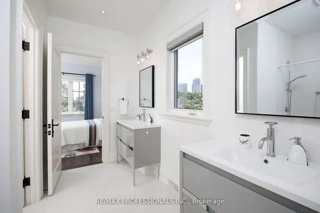 Additional image 36 of 38 Lorene Dr