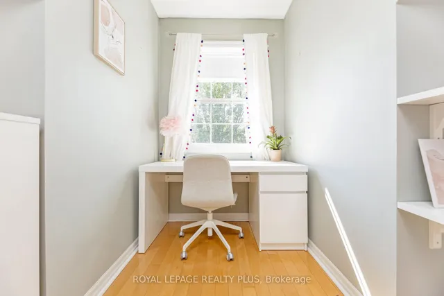 Additional image 27 of 1525 Swann Cres