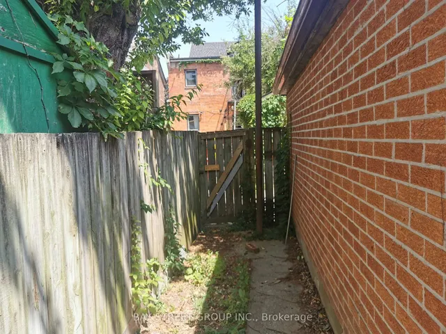 Additional image 27 of 35 Borden St