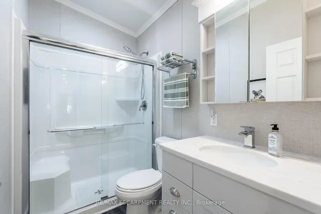 Additional image 37 of 4449 MILBUROUGH Line Unit 8 Poplar