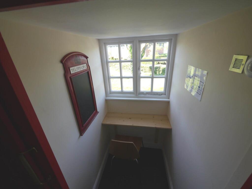 Additional image 12 of Great North Road, Hatfield