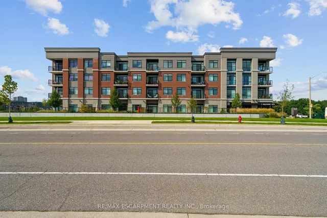 Additional image 2 of 1 Redfern Ave Unit 127