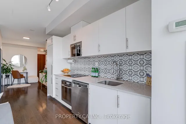 Additional image 7 of 460 Adelaide St Unit 1228