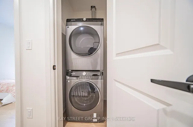 Additional image 24 of 126 Grace St