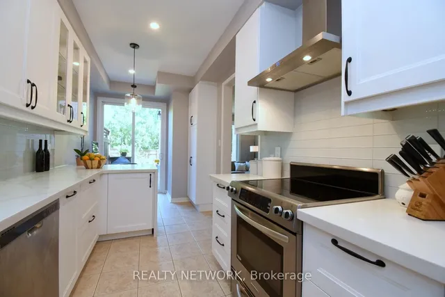 Additional image 20 of 2980 Guire Common