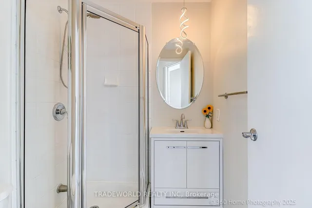 Additional image 19 of 60 Byng Ave Unit 2003