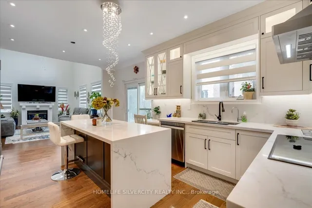 Additional image 15 of 46 Treeline Blvd