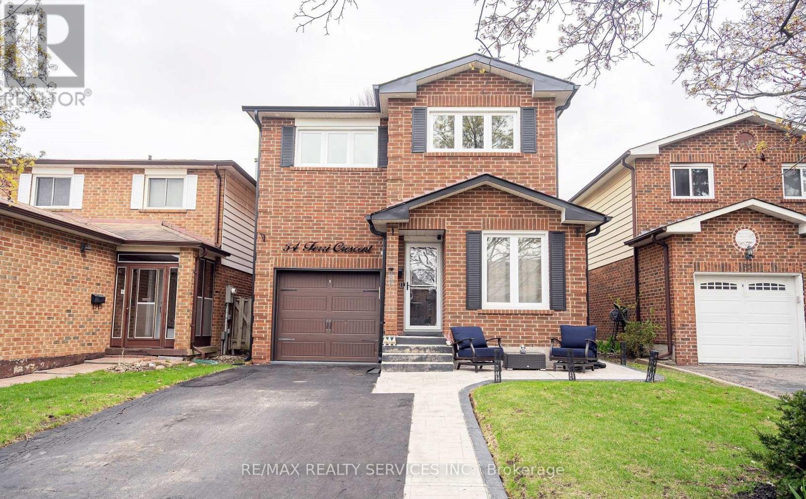 54 FERRI CRESCENT|Brampton (Heart Lake West), Ontario L6Z1R9