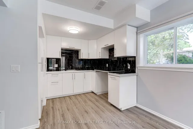 Additional image 19 of 4 Beston Dr