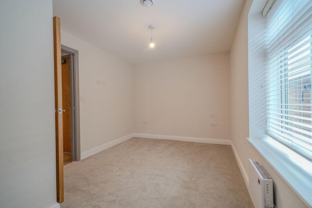 Additional image 12 of OAK TREE PLACE, Ground Floor Apartment, Shirley