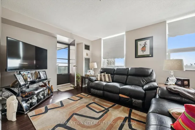 Additional image 6 of 4 Lisa St Unit 707