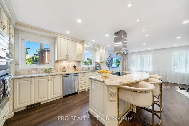 Additional image 7 of 731 Hager Ave