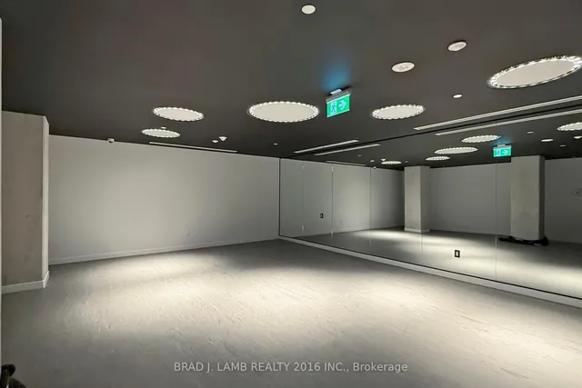 Additional image 31 of 195 McCaul St Unit 1801