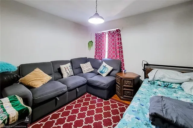 Additional image 25 of 29 Carrick Ave