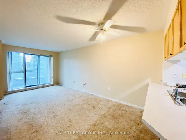 Additional image 11 of 889 Bay St Unit 1503