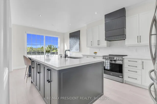 Additional image 9 of 66 Bayhampton Dr