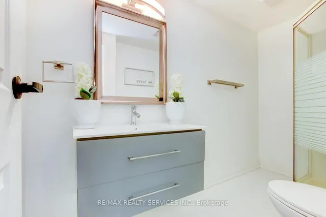 Additional image 33 of 2 Lawnview Crt