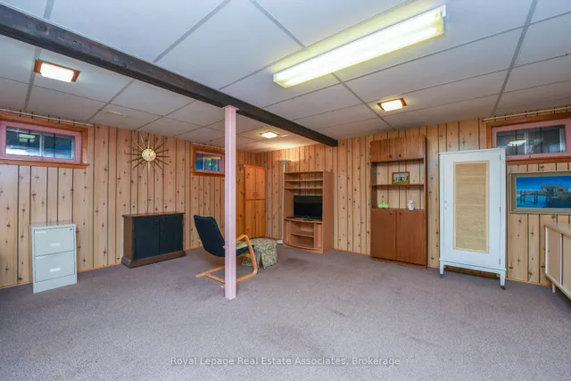 Additional image 19 of 33 Deloraine Dr