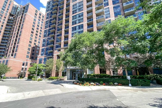 Additional image 4 of 61 Heintzman St Unit 413