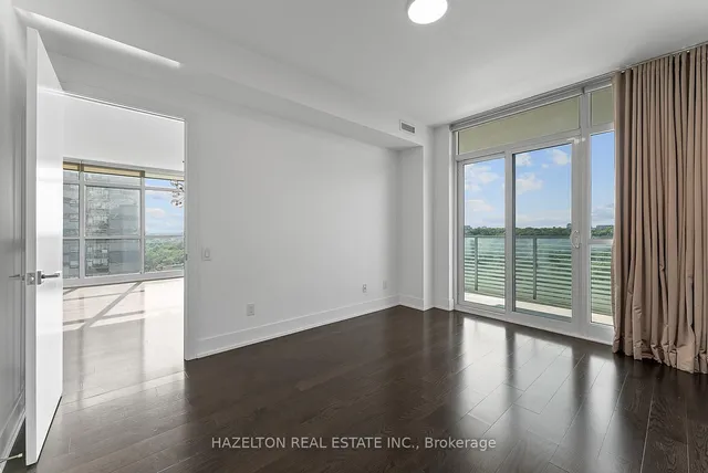 Additional image 16 of 170 Avenue Rd Unit 1605